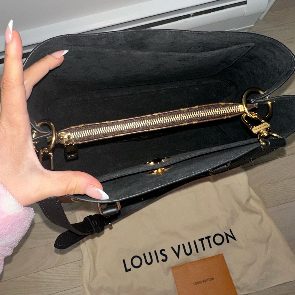 Louis Vuitton flower tote MNG noir - Picture 10 of 17